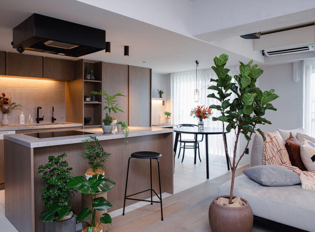 名古屋市天白区のF様邸宅　観葉植物コーディネート